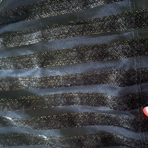 Tank top - Picture 2 of 3